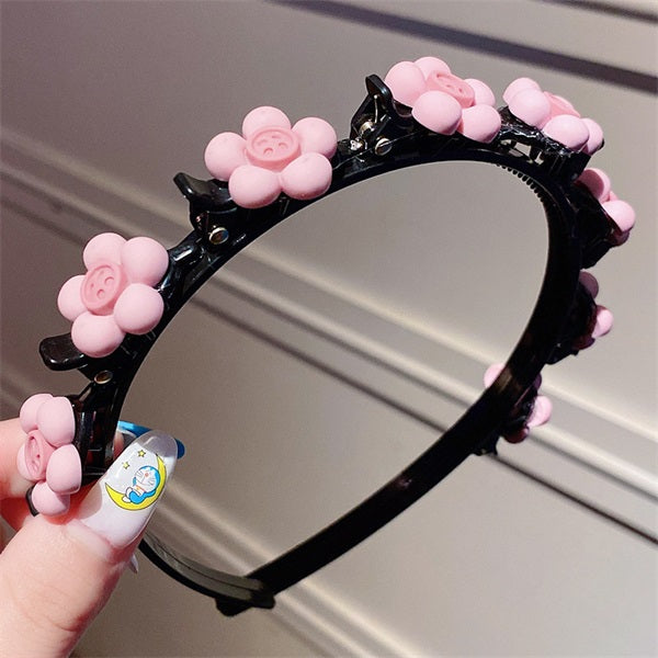 🎀 Köp 1 få 1 gratis! ✨ Söta flätade hårnål – fin dekoration för flickor – mjukt ABS-harts, stadigt grepp & enkel användning – perfekt present till dottern 💝
