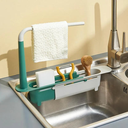 🧽 50 % RABATT NU! 🚰 Diskbänksorganisatör utan borrning – teleskopisk rostfri ställning med handduksstång & avrinningshål – perfekt för köket 🏠