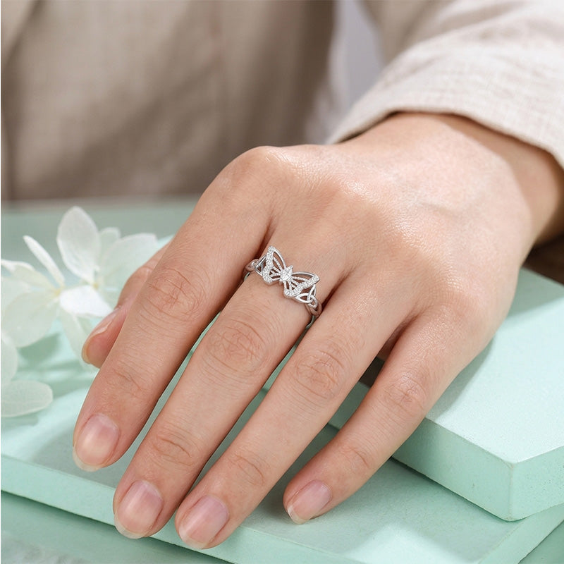 🦋 BLIXTREA: 50 % RABATT! Fjärilsring i kubisk zirkonia – elegant design och keltiska detaljer för vardagselegans 💍✨