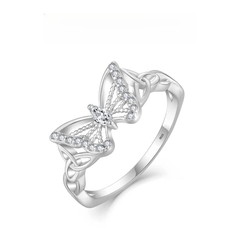 🦋 BLIXTREA: 50 % RABATT! Fjärilsring i kubisk zirkonia – elegant design och keltiska detaljer för vardagselegans 💍✨